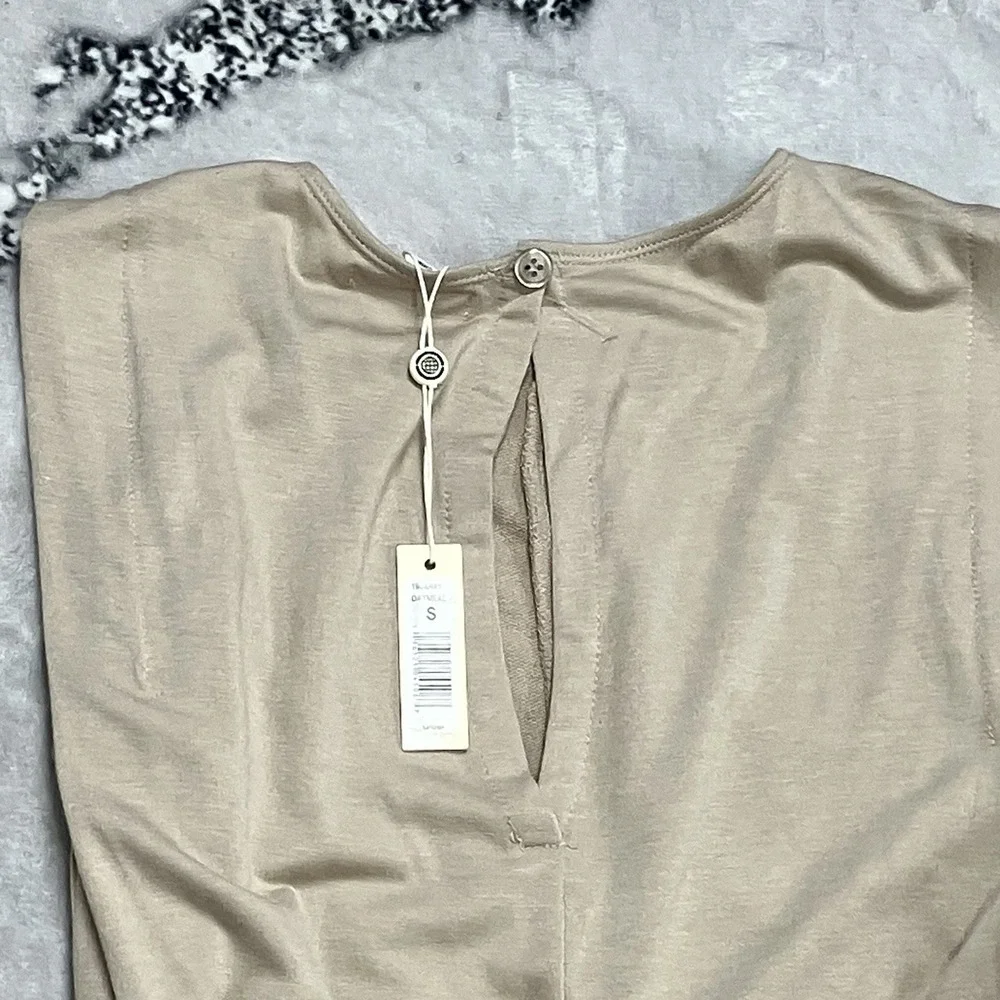 Max Studio Wide Leg Jumpsuit Size Small NWT Beige Sleeveless Tie Waist Minimal - Picture 9 of 15